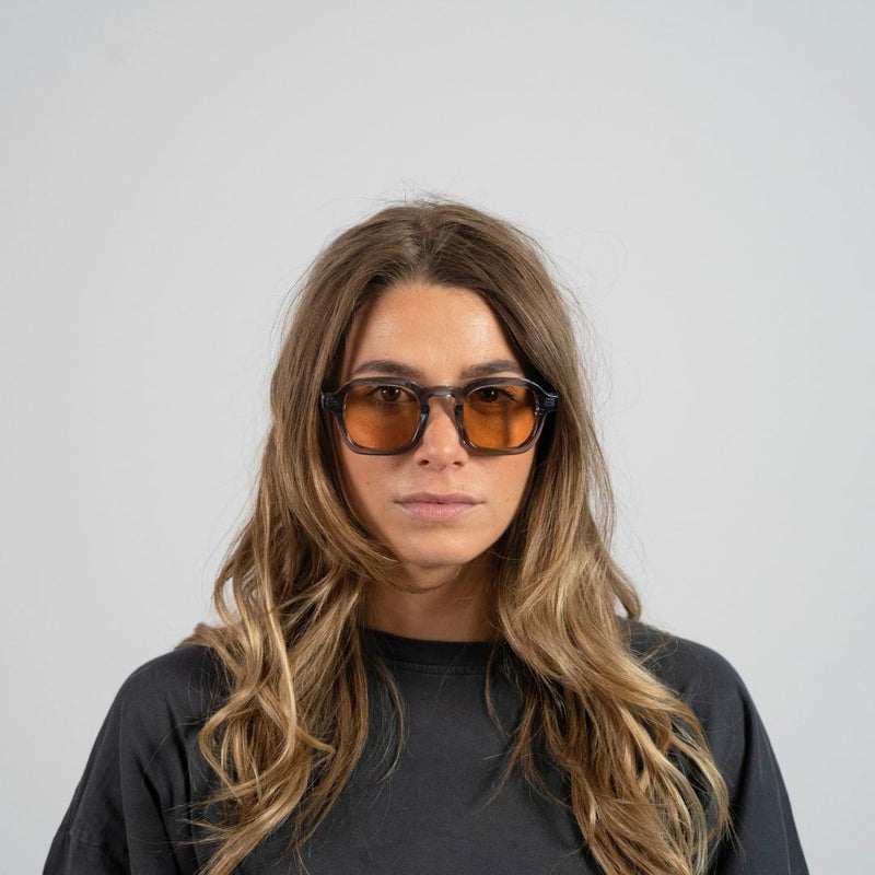 LEX // CRYSTAL GREY LIGHT BROWN