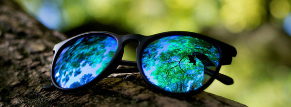 Zonnebrillen met spiegelglazen houden je ogen veilig onder extreme condities